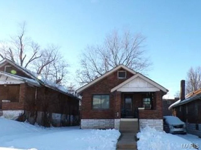 Unit for sale at 4319 Rosewood Avenue, St Louis, MO 63120