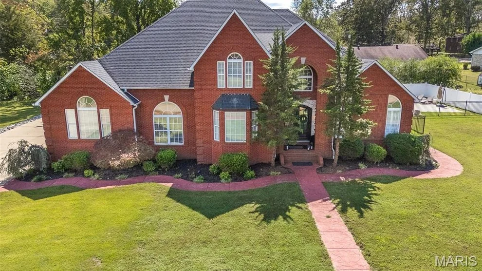 Unit for sale at 902 Paradise Lane, Poplar Bluff, MO 63901