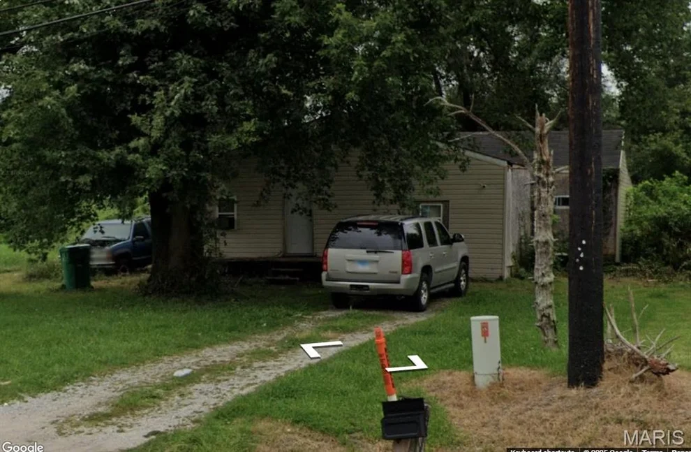 Unit for sale at 5504 Old Missouri Avenue, East St Louis, IL 62207