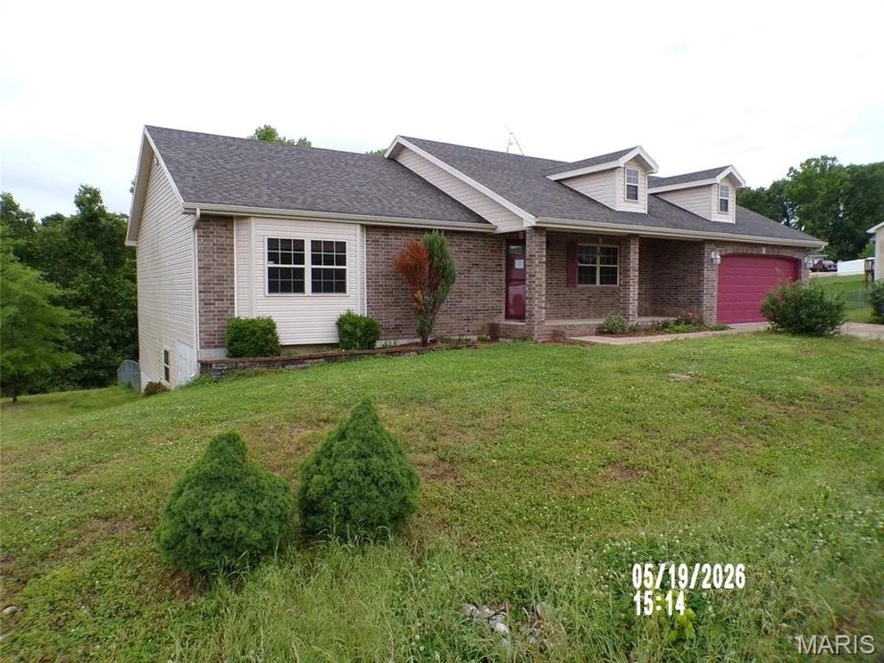 Unit for sale at 20172 London Lane, Waynesville, MO 65583