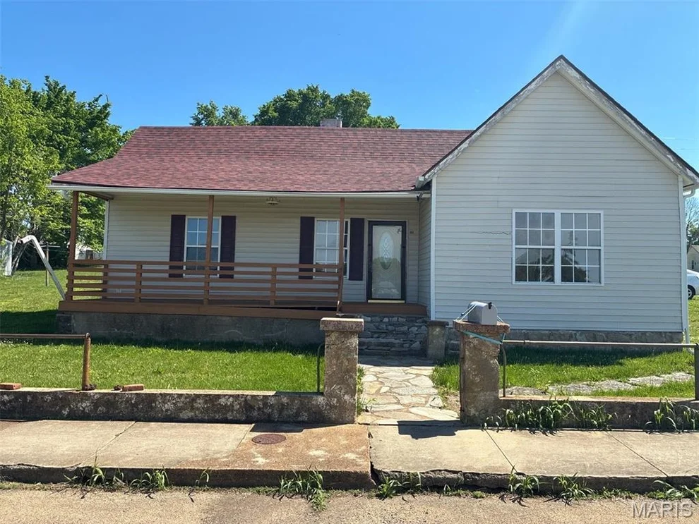Unit for sale at 306 S Lincoln Street, Desloge, MO 63601