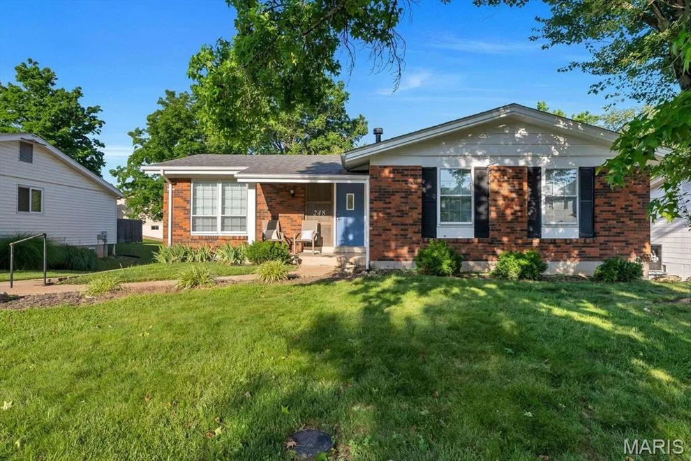 Unit for sale at 248 Village Creek Drive, Ballwin, MO 63021