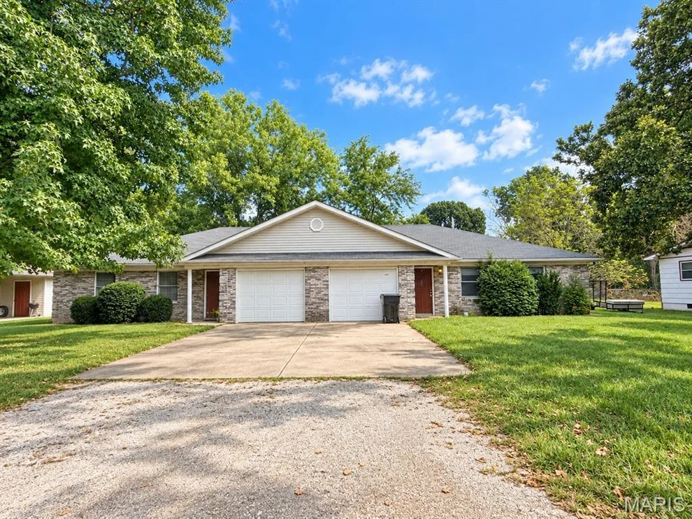 Unit for sale at 207 E Charles Street, St James, MO 65559