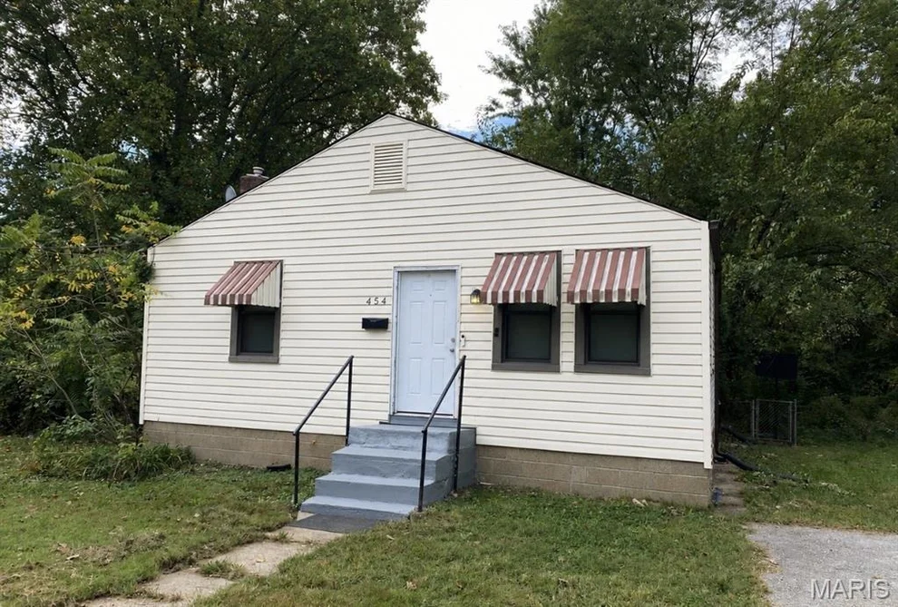 Unit for sale at 454 Northridge Drive, Riverview, MO 63137