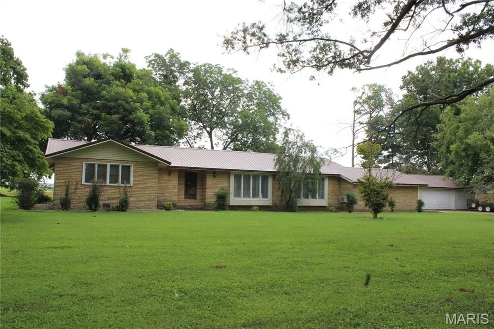 Unit for sale at 3201 S Ward Avenue, Caruthersville, MO 63830