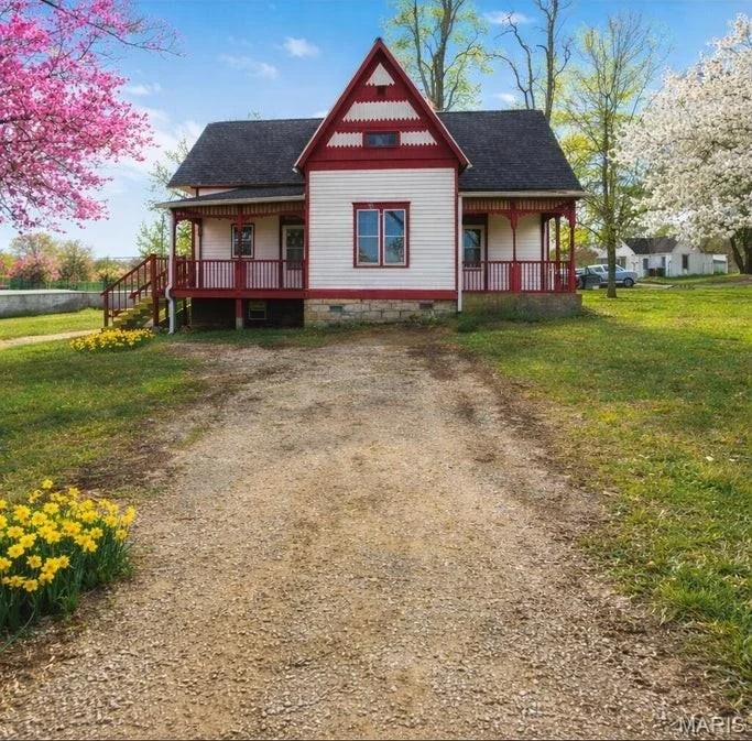 Unit for sale at 722 M- Maple Street, Mountain Grove, MO 65711