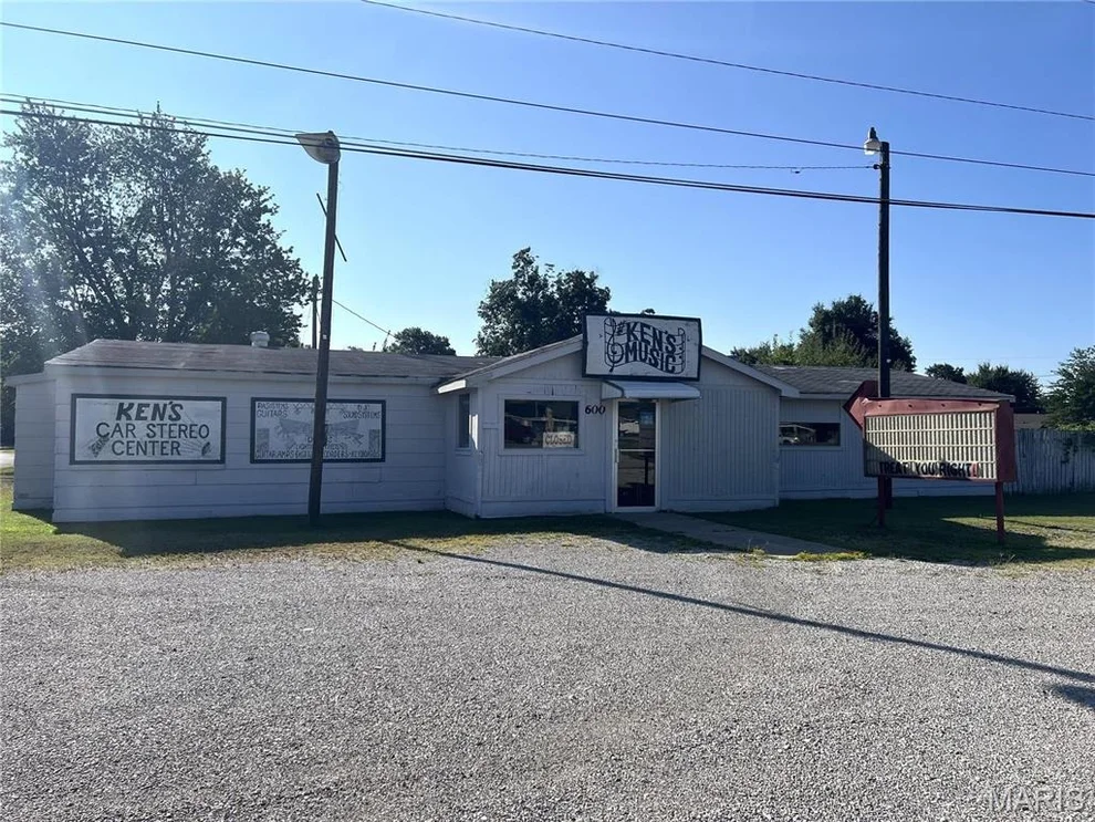 Unit for sale at 600 S Bypass, Kennett, MO 63857