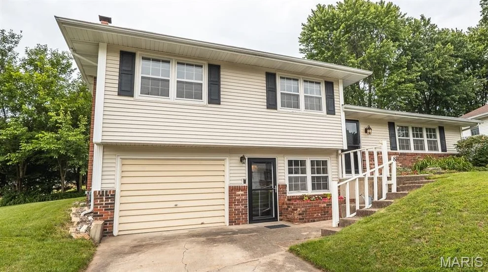 Unit for sale at 8 Peachtree Lane, Rolla, MO 65401
