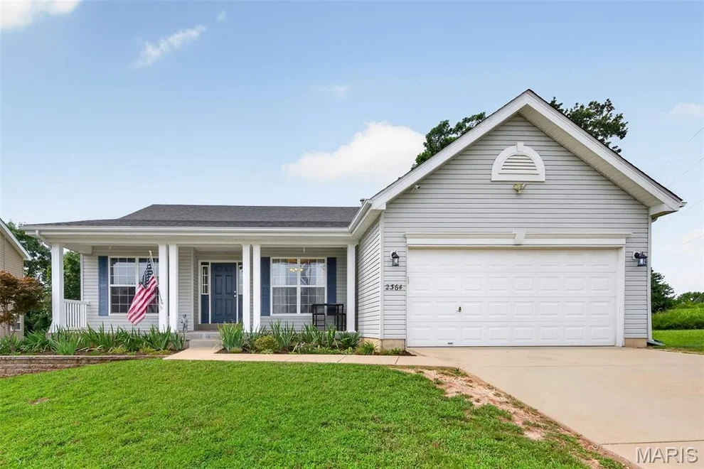 Unit for sale at 2364 Appaloosa Trail, High Ridge, MO 63049