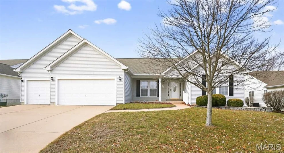Unit for sale at 8074 Glen Arbor Drive, Lake St Louis, MO 63367