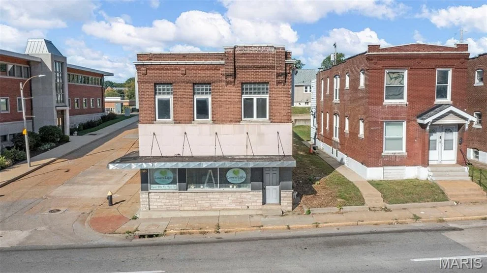 Unit for sale at 1325 Hampton Avenue, St Louis, MO 63139