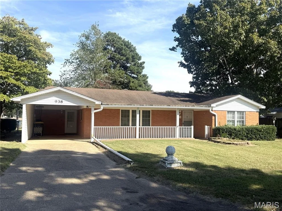 Unit for sale at 938 Masterson Street, Kennett, MO 63857