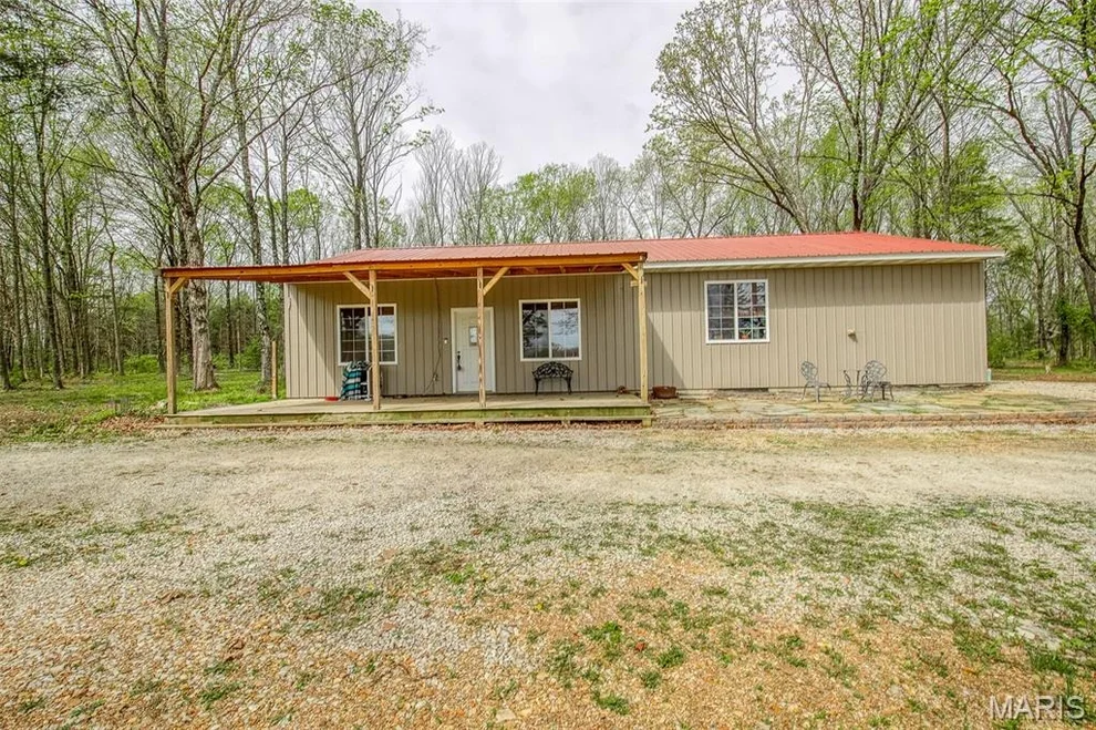 Unit for sale at 13689 County Road 3590, St James, MO 65559