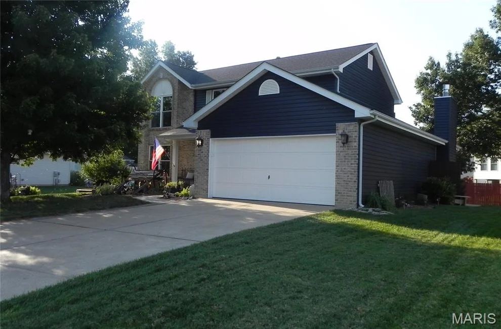 Unit for sale at 4 Tinsmith Court, St Charles, MO 63366