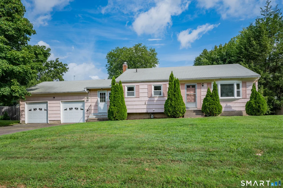 Unit for sale at 130 Country Lane, East Hartford, CT 06118