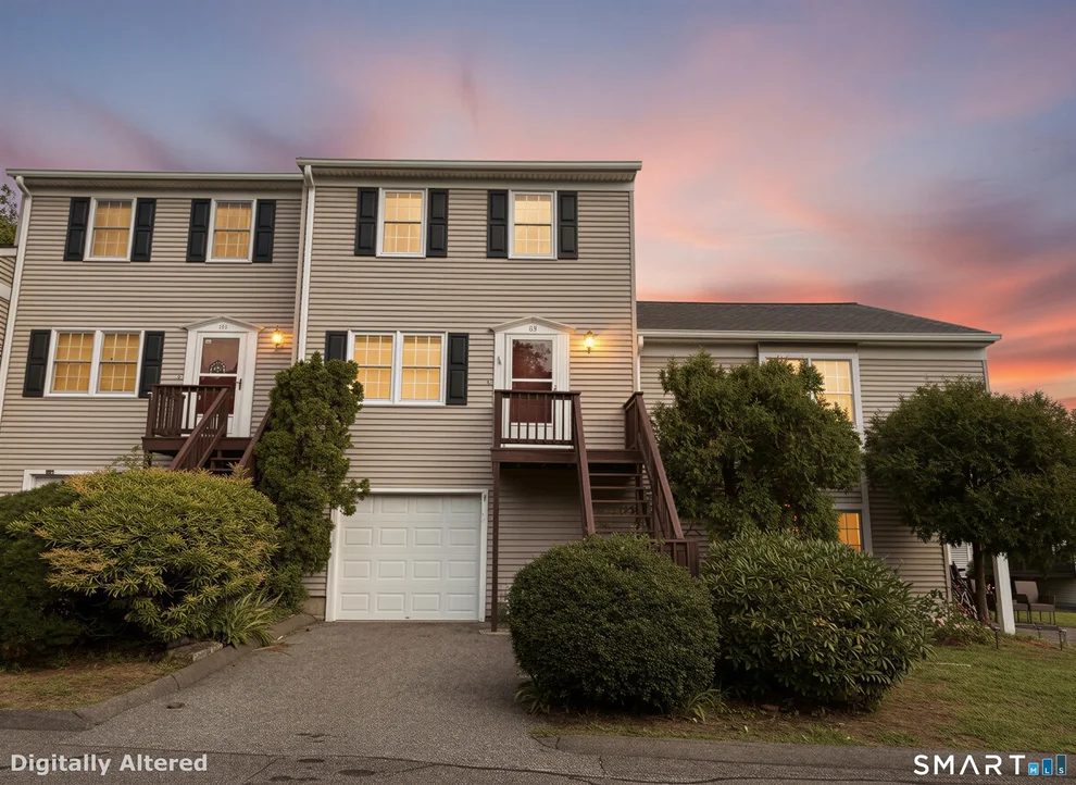 Unit for sale at 113 Summit Commons, Derby, CT 06418