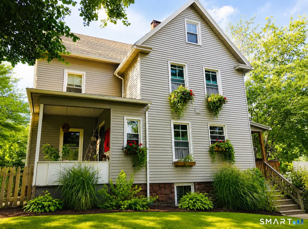 Unit for sale at 598 High Street, Middletown, CT 06457