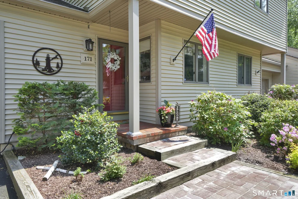 Unit for sale at 171 The Laurels, Enfield, CT 06082