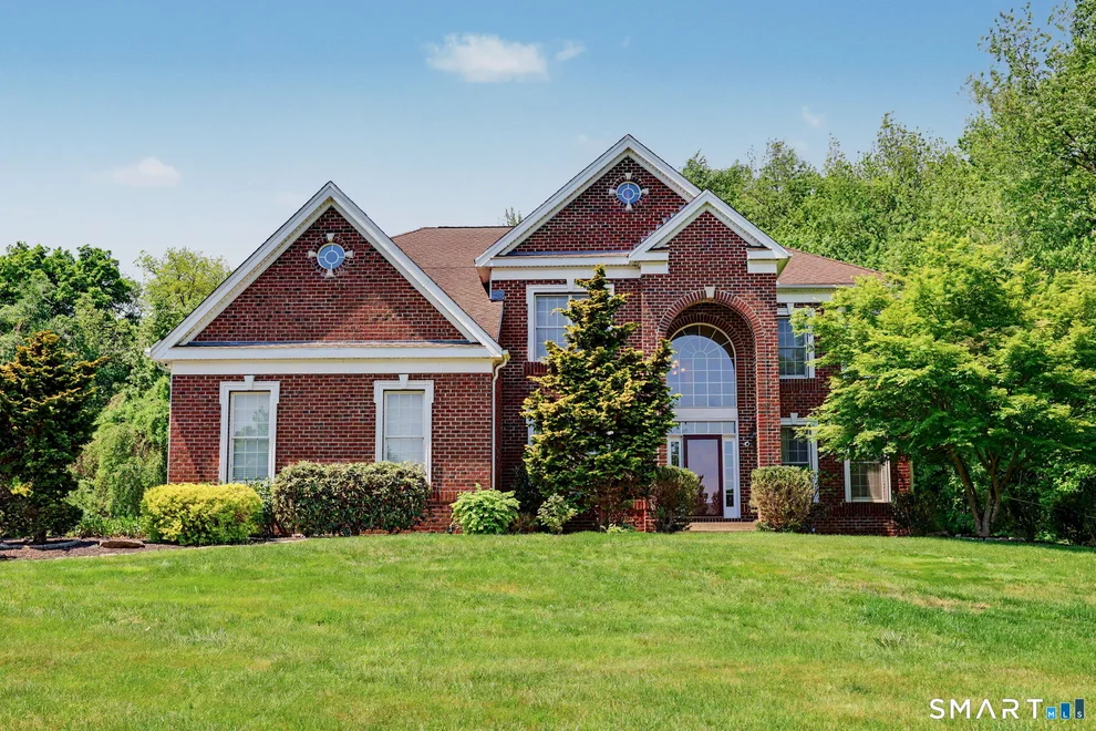 Unit for sale at 60 Wabuda Place, Shelton, CT 06484