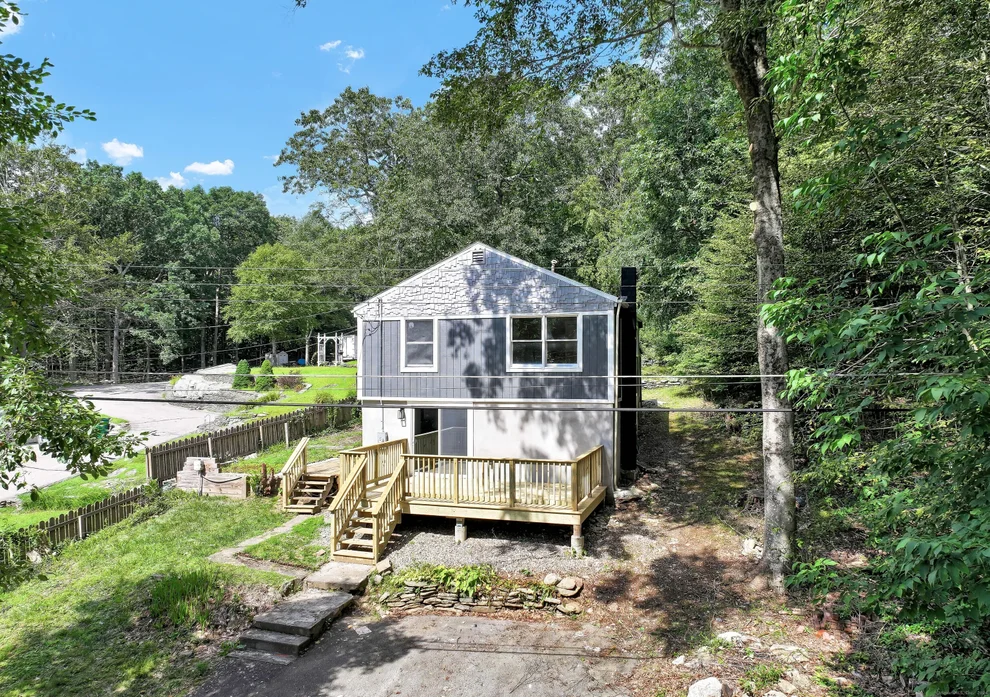 Unit for sale at 47 Ledge Road, Lebanon, CT 06249
