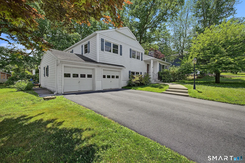 Unit for sale at 4 Ezra Road, Danbury, CT 06811