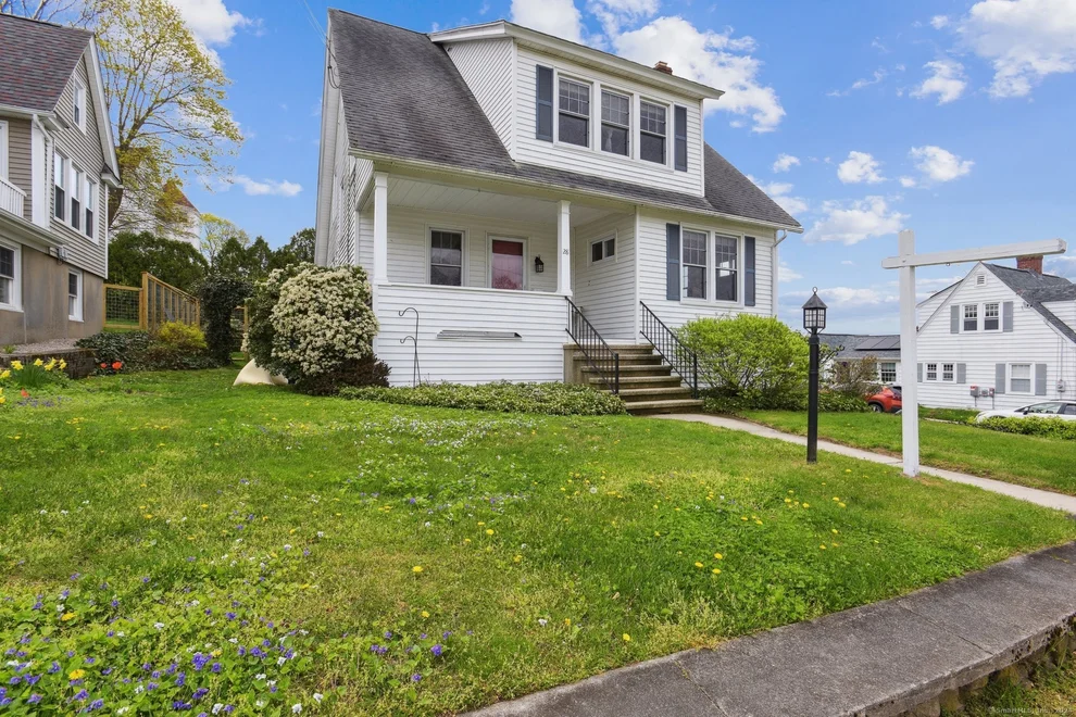 Unit for sale at 28 Woodlawn Road, New London, CT 06320