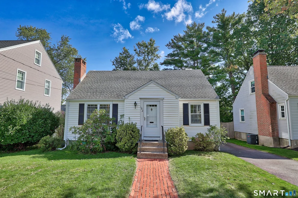 Unit for sale at 102 Brunswick Avenue, West Hartford, CT 06107