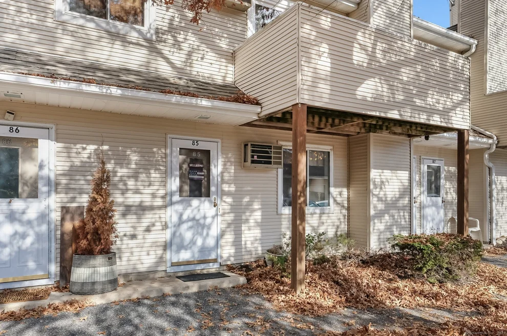 Unit for sale at 136 Pembroke Road, Danbury, CT 06811