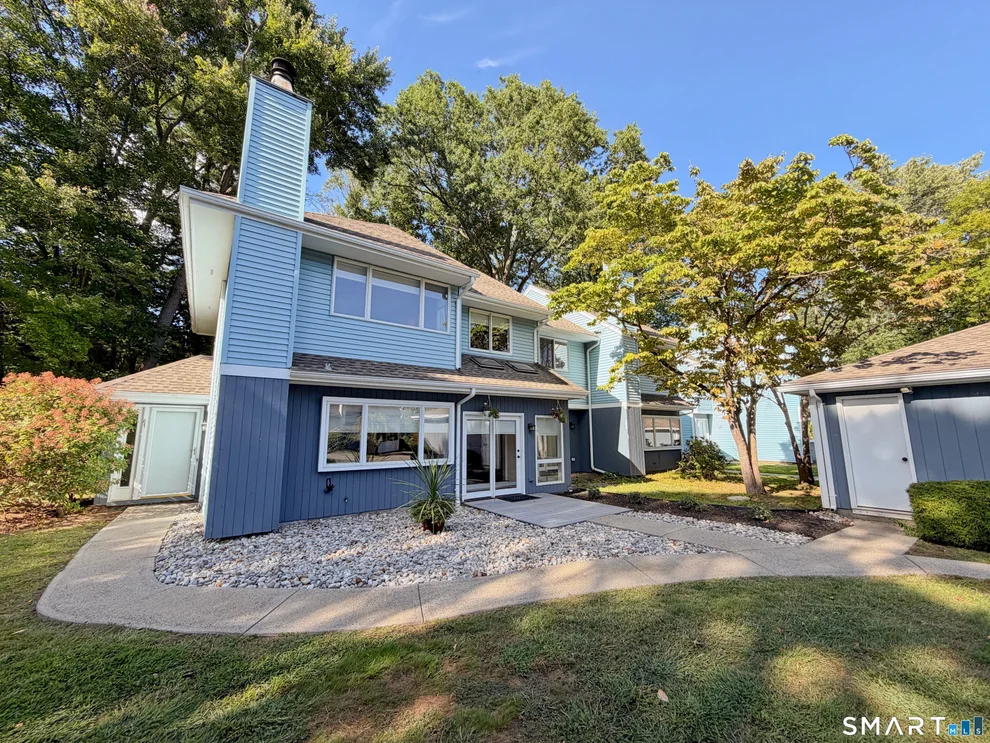 Unit for sale at 178 Dusky Lane, Suffield, CT 06078