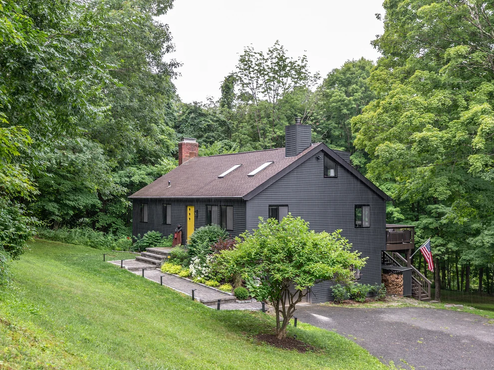 Unit for sale at 3 Burnett Road, New Milford, CT 06776