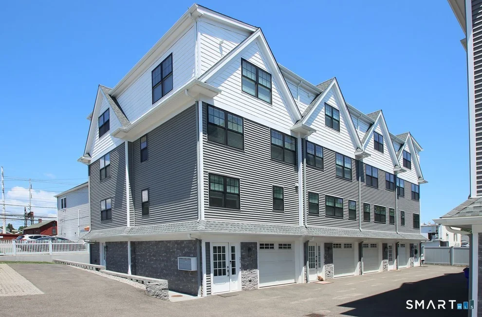 Unit for sale at 25 Beaumont Street, Fairfield, CT 06824