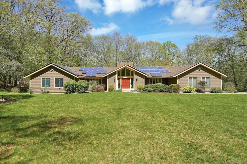 Unit for sale at 70 Davis Road, Mansfield, CT 06268