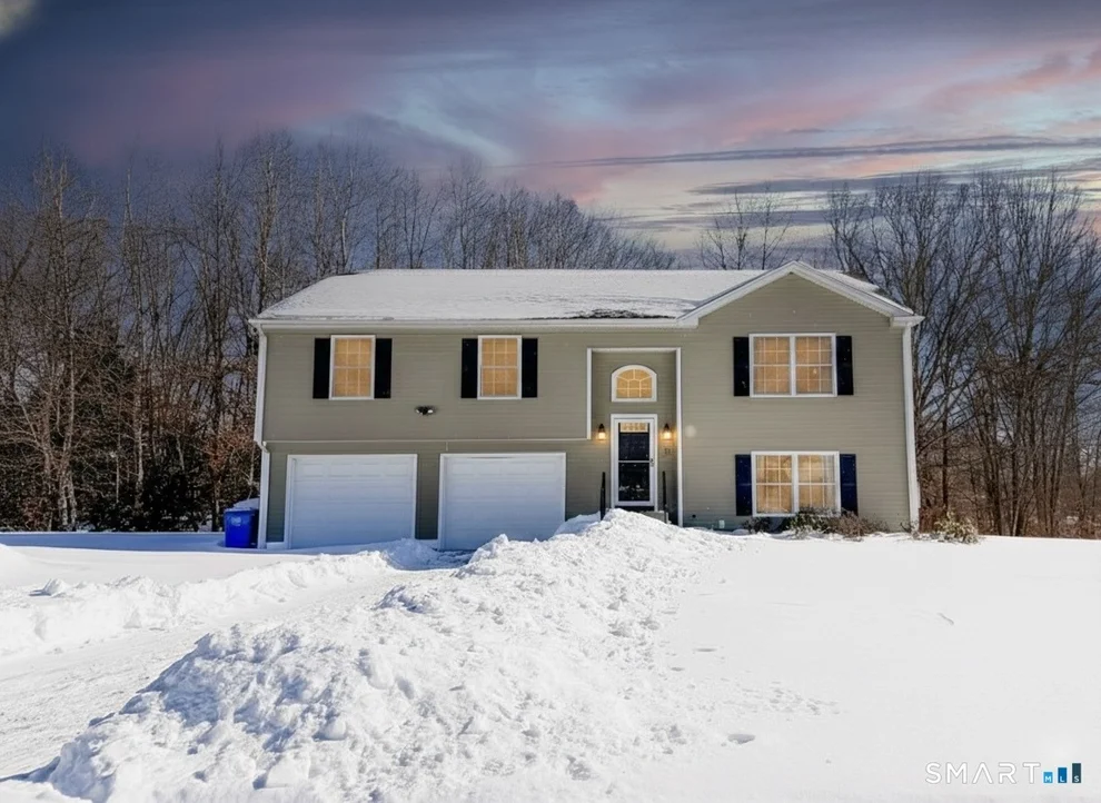 Unit for sale at 11 Brookside Drive, Plainfield, CT 06374