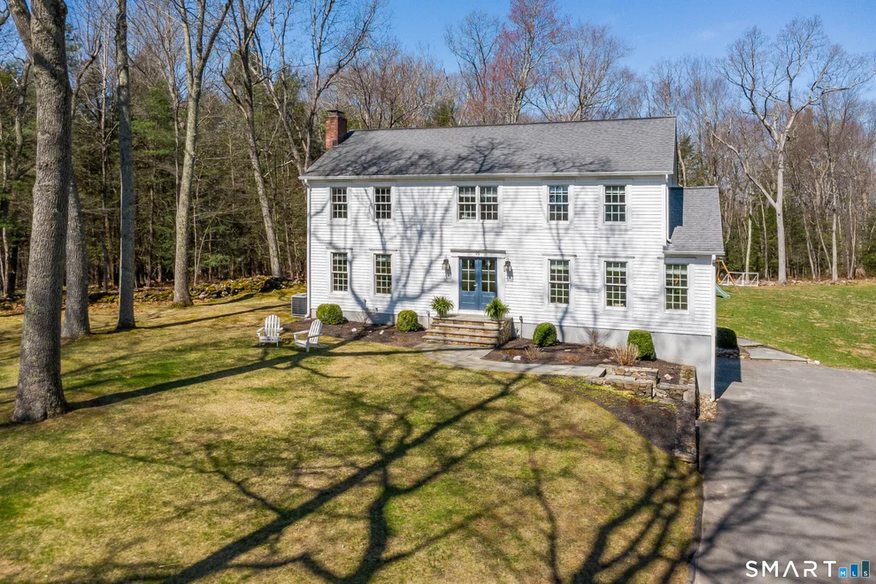 Unit for sale at 15 Timbermill Road, Newtown, CT 06482