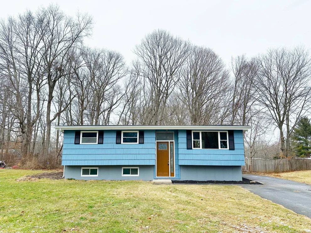 Unit for sale at 4 Chestnut Lane, Ledyard, CT 06339