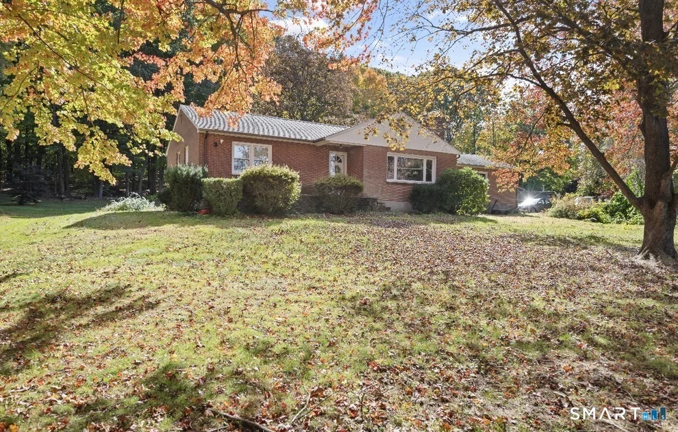 Photo of 15 Old Wolcott Road, Bristol, CT 06010