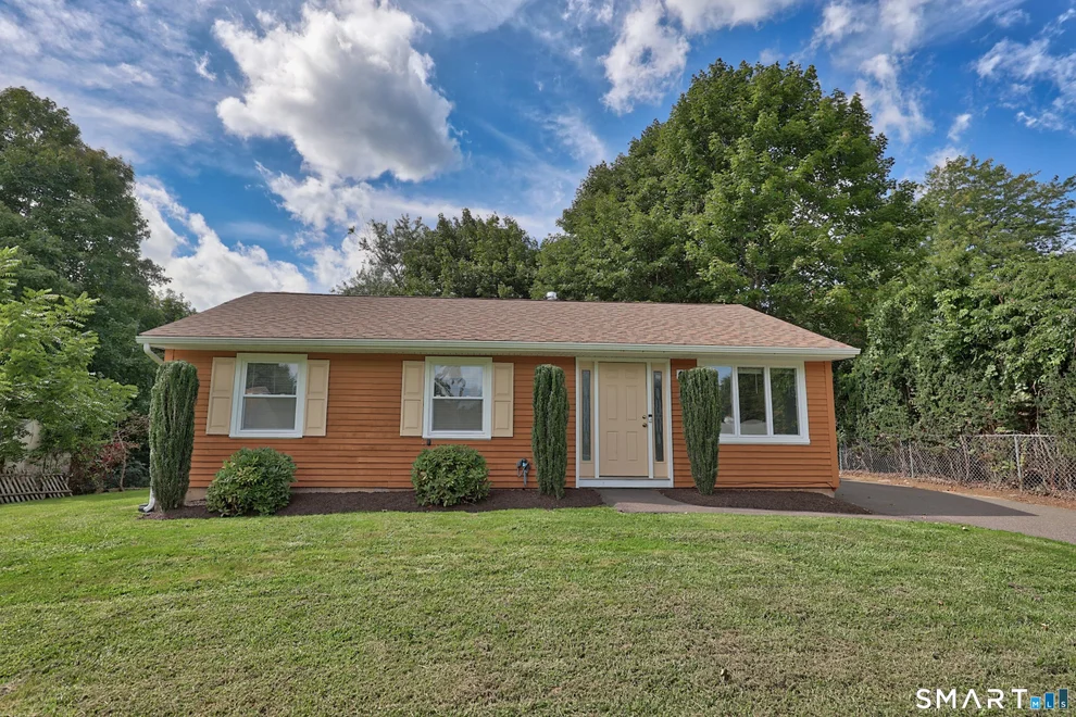 Unit for sale at 40 Morning Mist Road, Naugatuck, CT 06770