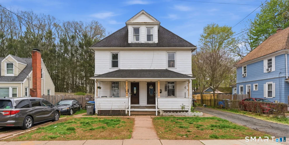 Unit for sale at 226 School Street, Manchester, CT 06040
