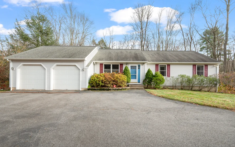 Unit for sale at 53 Beechwood Drive, Harwinton, CT 06791