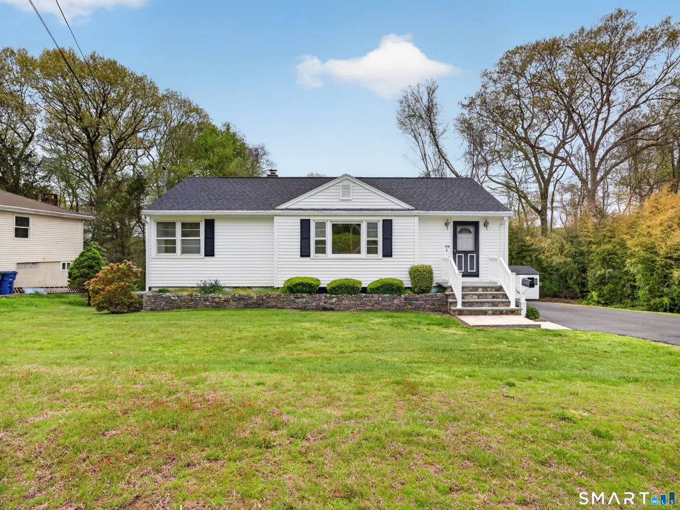 Unit for sale at 170 Pamela Avenue, Groton, CT 06340