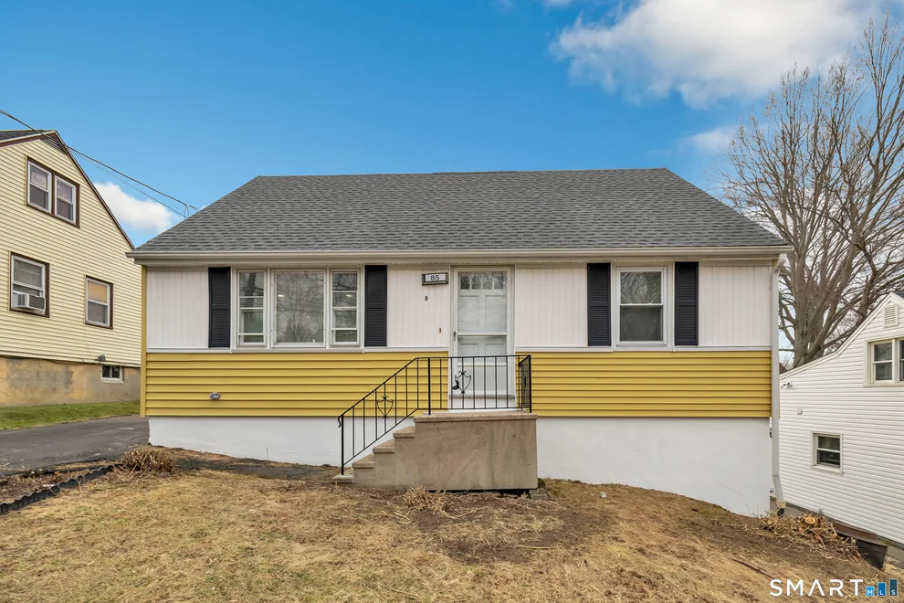 Unit for sale at 85 Platt Street, Bridgeport, CT 06606