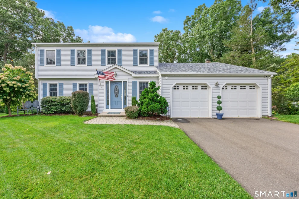 Unit for sale at 70 Heritage Drive, Cheshire, CT 06410