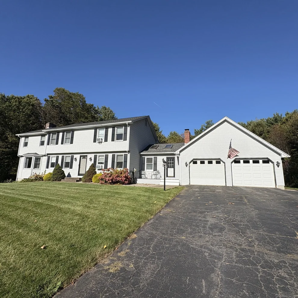 Unit for sale at 115 Woods Hollow Road, Suffield, CT 06093