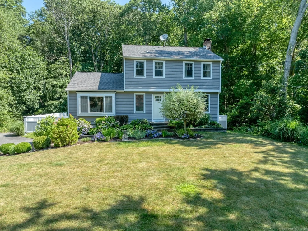 Unit for sale at 24 Champlain Drive, Old Lyme, CT 06371