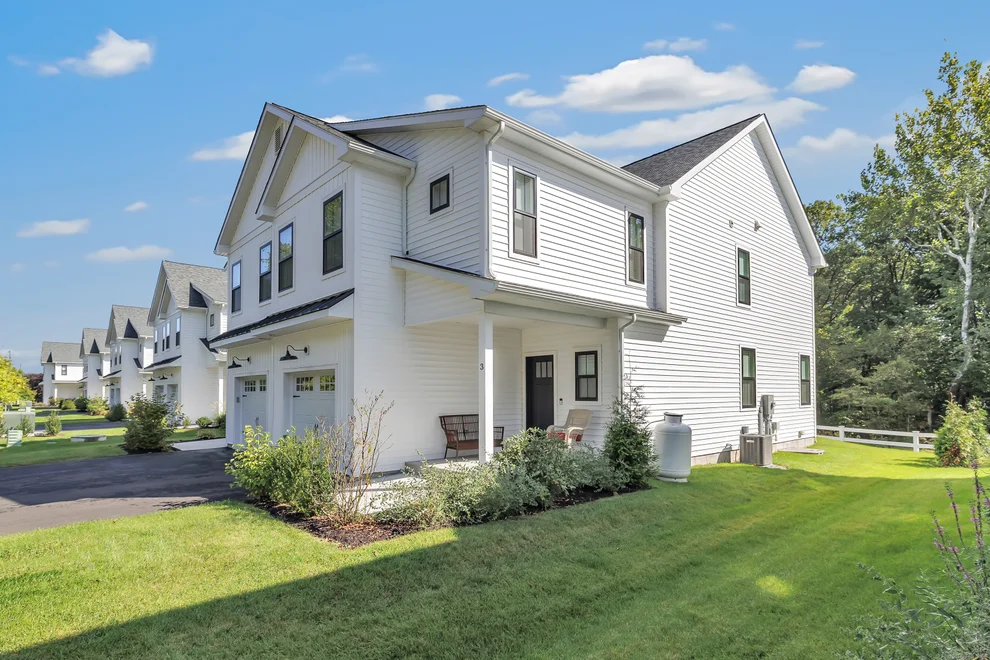 Unit for sale at 37 Old Route 7, Brookfield, CT 06804
