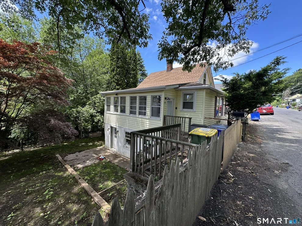 Unit for sale at 461 Walnut Street, Waterbury, CT 06704