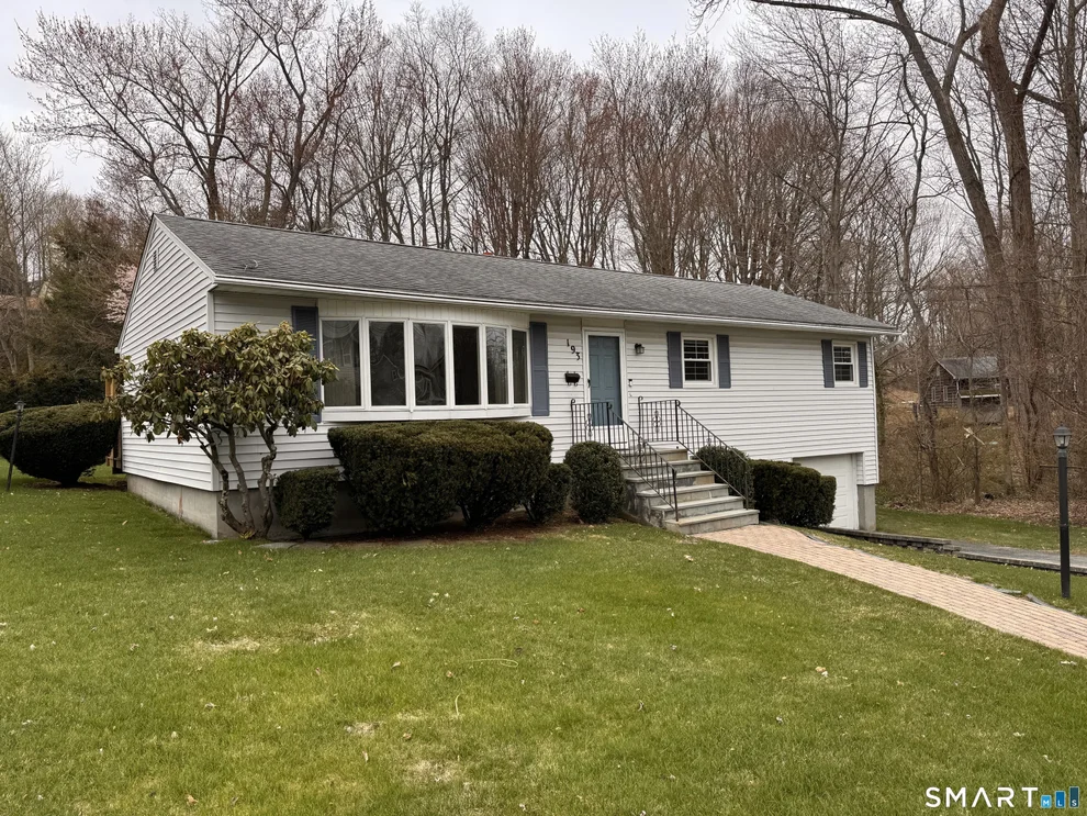 Unit for sale at 193 Plainfield Drive, Watertown, CT 06779