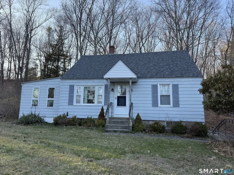 Unit for sale at 148 Chase Road, Putnam, CT 06260