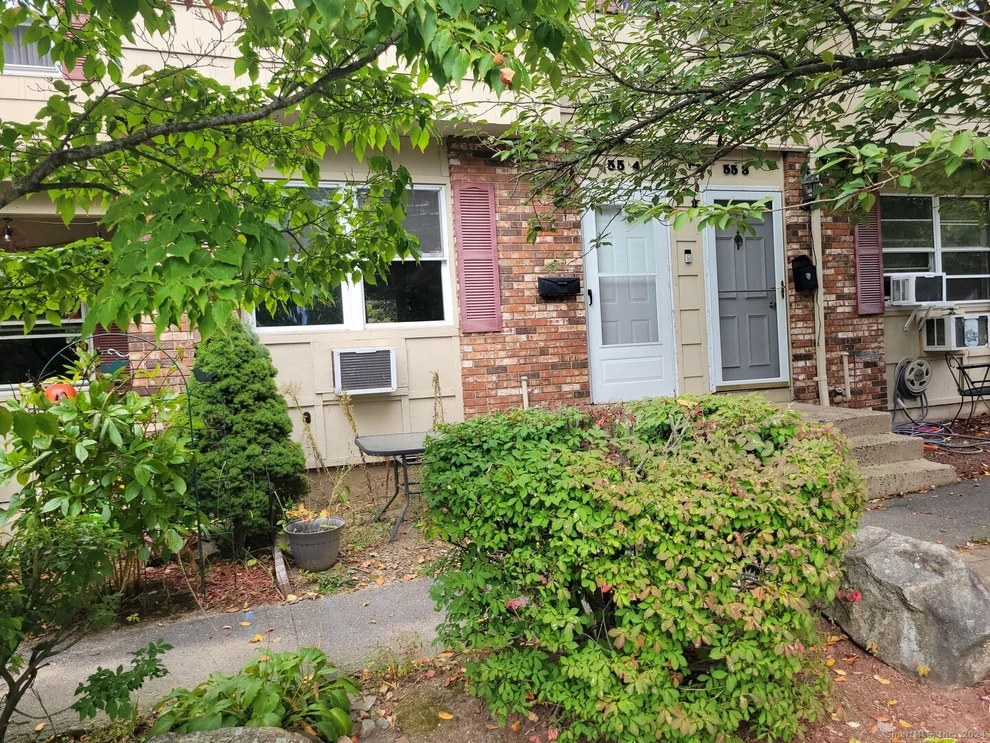 Unit for sale at 55 Lantern Park Drive, Naugatuck, CT 06770