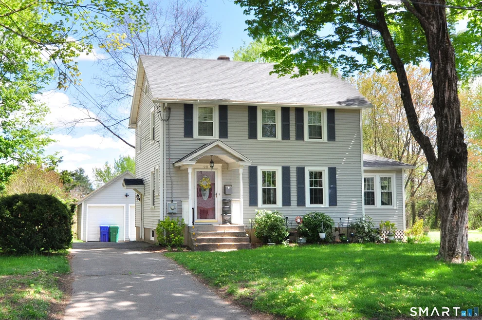 Unit for sale at 28 Prospect Street, Bloomfield, CT 06002